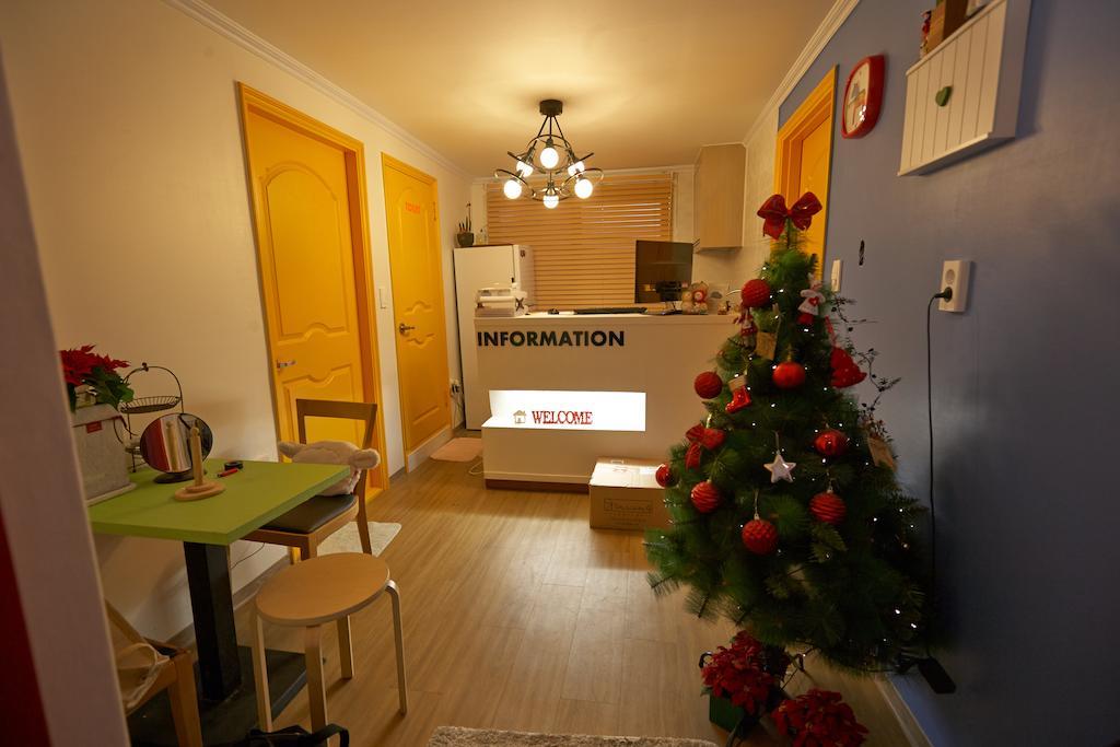 Moon Hostel Seoul Exterior foto