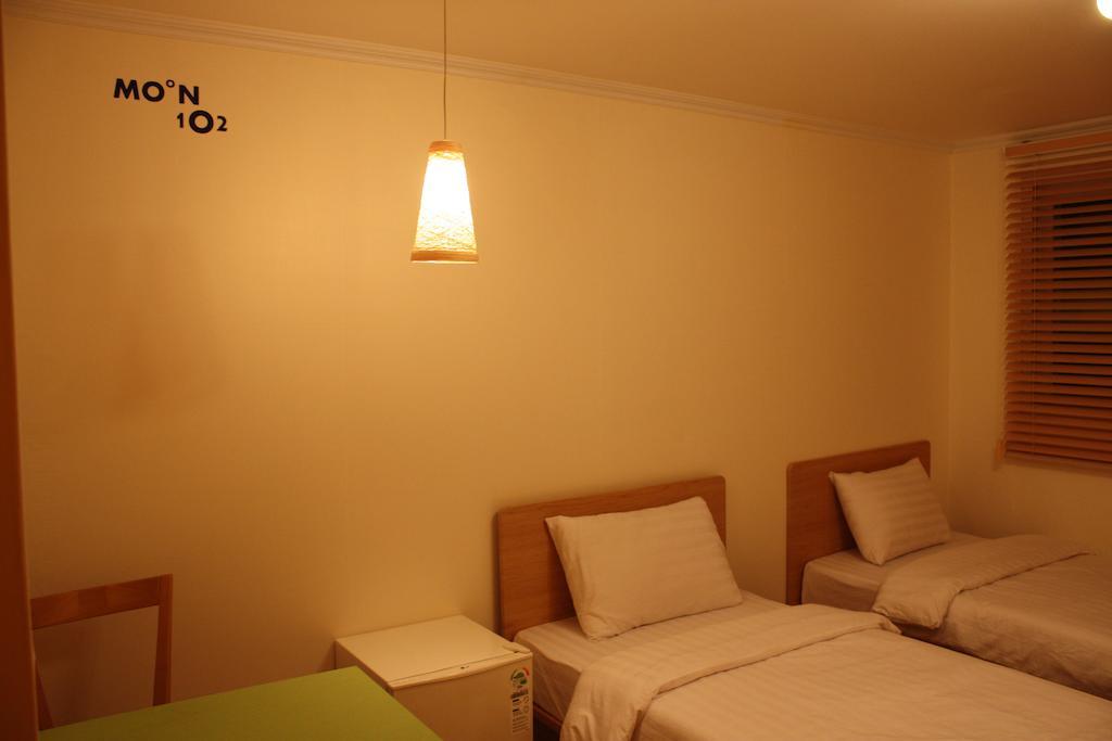 Moon Hostel Seoul Exterior foto