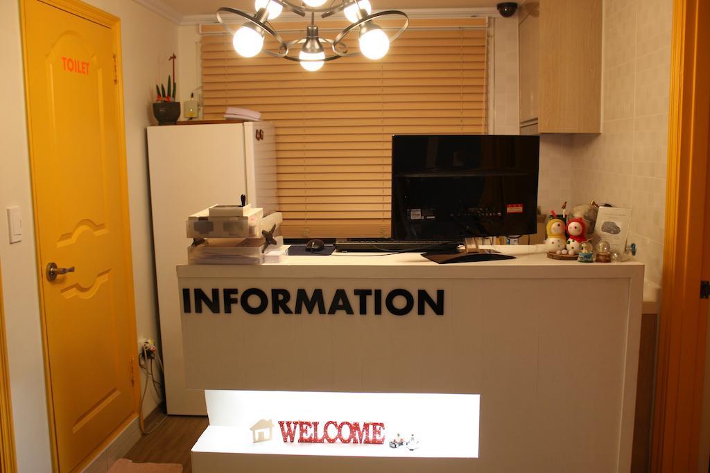 Moon Hostel Seoul Exterior foto