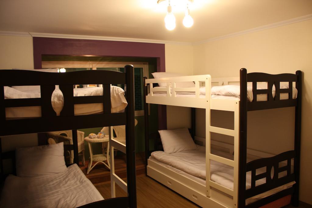 Moon Hostel Seoul Exterior foto