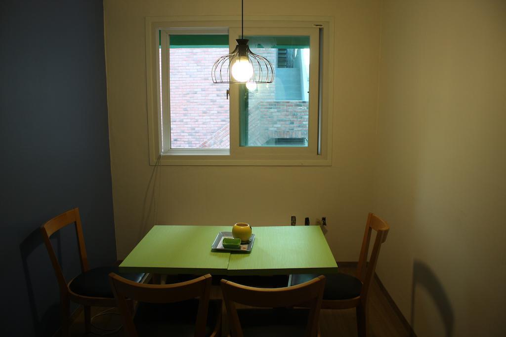 Moon Hostel Seoul Exterior foto